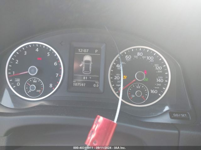 WVGAV7AX2HW503446 Volkswagen Tiguan 2.0t S