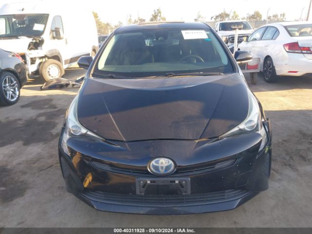 JTDKBRFU8H3038927 Toyota Prius Two