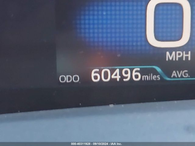 JTDKBRFU8H3038927 Toyota Prius Two