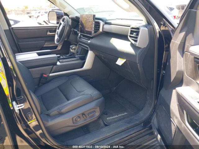 7SVAAAAA6PX001613 Toyota Sequoia Sr5