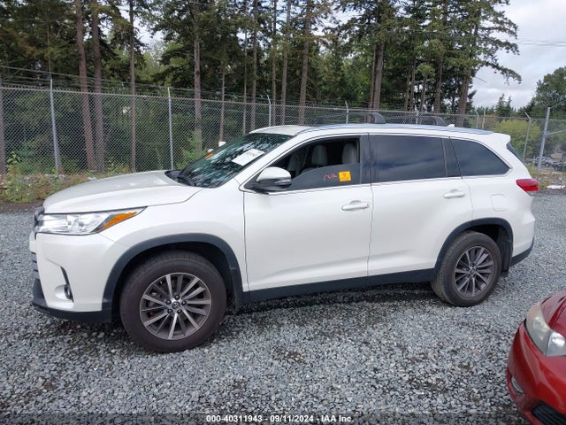 Toyota Highlander Xle 2019 5TDJZRFH8KS605475 Image 13