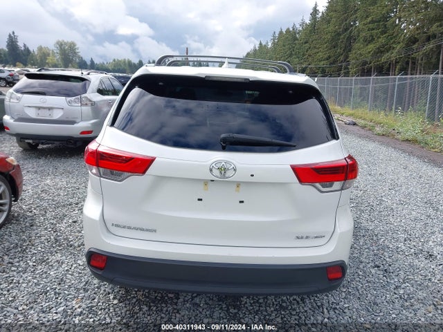 Toyota Highlander Xle 2019 5TDJZRFH8KS605475 Image 15