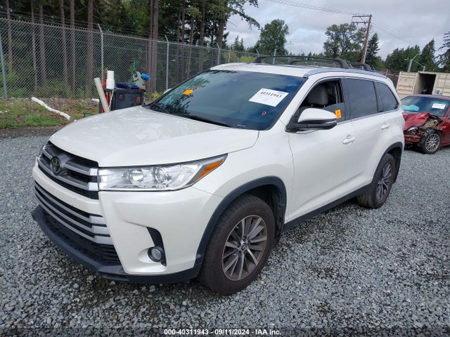 Toyota Highlander Xle 2019 5TDJZRFH8KS605475 Image 2