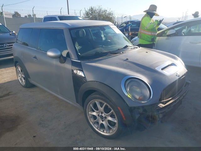 2009 MINI COOPER S CLUBMAN WMWMM335X9TP72531 Photo 0