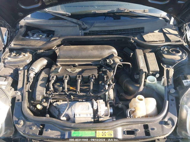 2009 MINI COOPER S CLUBMAN WMWMM335X9TP72531 Photo 9