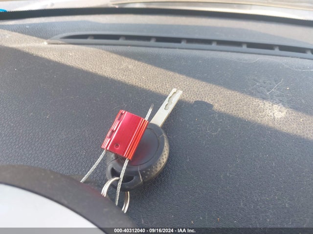 2006 MINI COOPER WMWRC33516TJ74123 Photo 10