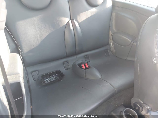 2006 MINI COOPER WMWRC33516TJ74123 Photo 7