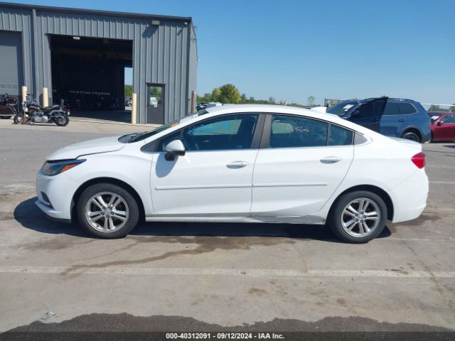 1G1BE5SM6H7224862 Chevrolet Cruze Lt Auto