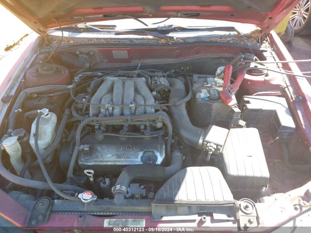 2001 MITSUBISHI GALANT 4A3AA46H51E028366 Photo 9