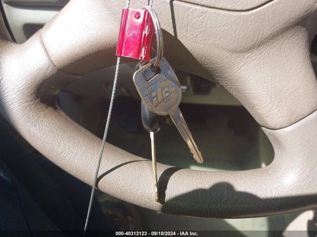2001 MITSUBISHI GALANT 4A3AA46H51E028366 Photo 10