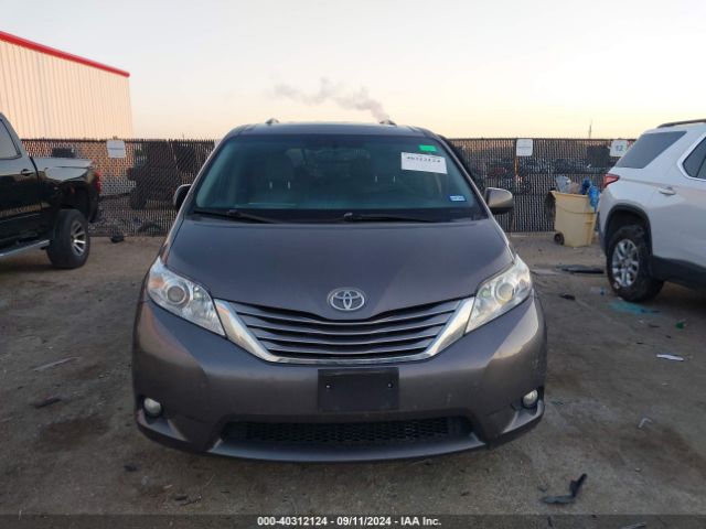 5TDYZ3DC3HS894955 Toyota Sienna Xle 8 Passenger