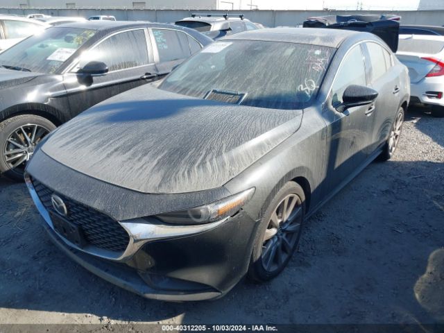 3MZBPBDL1NM309627 Mazda Mazda3 Premium