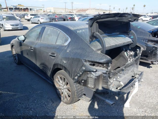 3MZBPBDL1NM309627 Mazda Mazda3 Premium