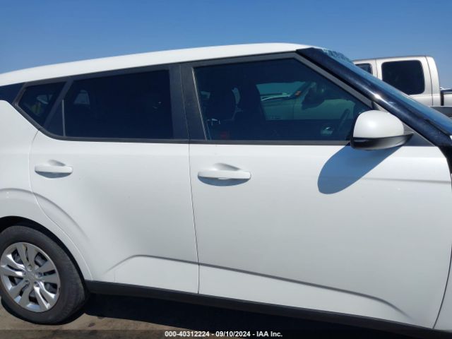 KNDJ23AU6L7714390 KIA SOUL LX
