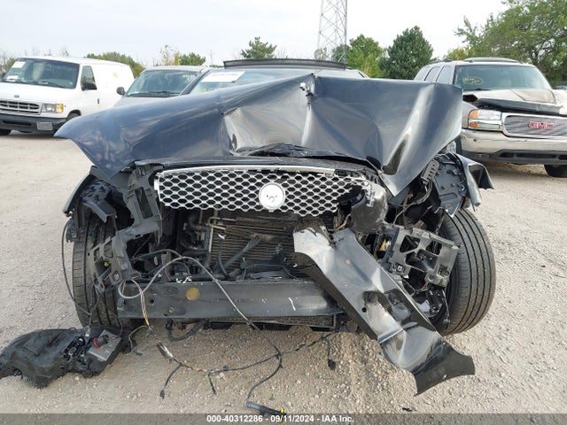 2016 JAGUAR XJ SAJWJ1CD4G8V92107 Photo 5