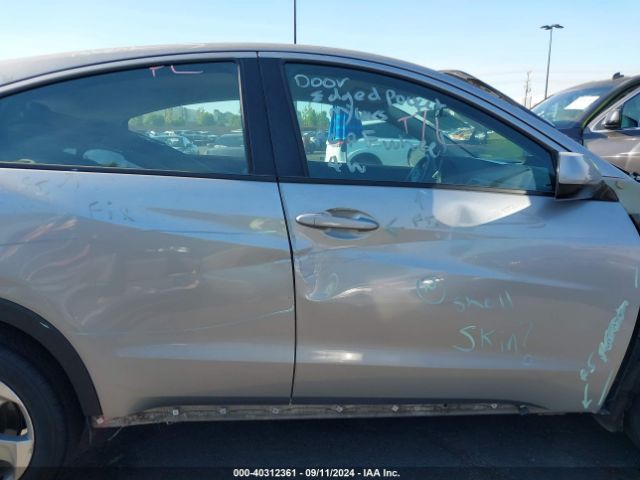 3CZRU5H31NM729159 Honda Hr-v 2wd Lx