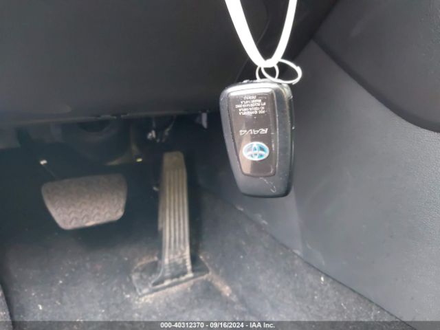 2022 TOYOTA RAV4 HYBRID JTMB6RFV4ND524119 Photo 10