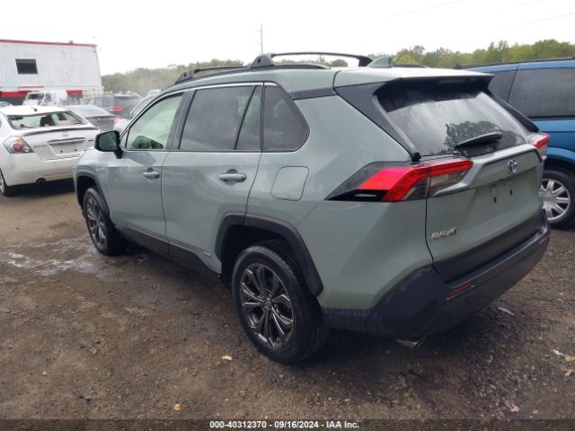 2022 TOYOTA RAV4 HYBRID JTMB6RFV4ND524119 Photo 2