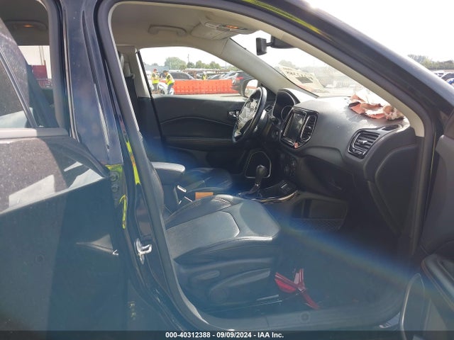 3C4NJCCB9LT211402 Jeep Compass Limited Fwd