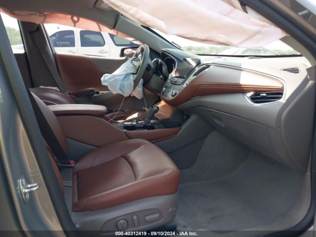 1G1ZH5SX2HF179358 Chevrolet Malibu Premier
