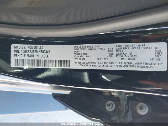 RAM 1500 Laramie  4x4 5'7 Box 2021 1C6SRFJT2MN809445 Image 9