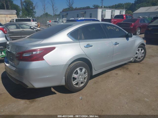 2018 NISSAN ALTIMA 1N4AL3AP6JC296947 Photo 3