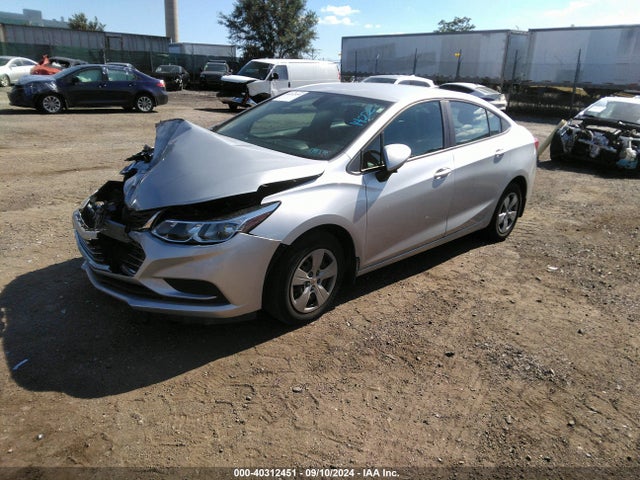1G1BC5SM1J7174349 Chevrolet Cruze Ls Auto