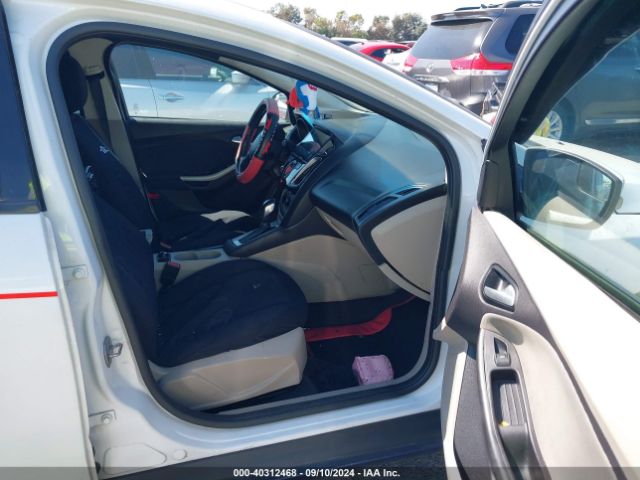 1FADP3F26EL295673 Ford FOCUS SE