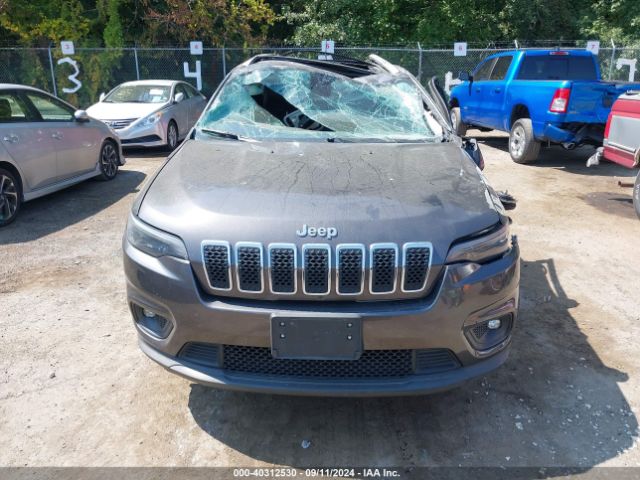 1C4PJMLBXKD189736 Jeep Cherokee Latitude Plus 4x4