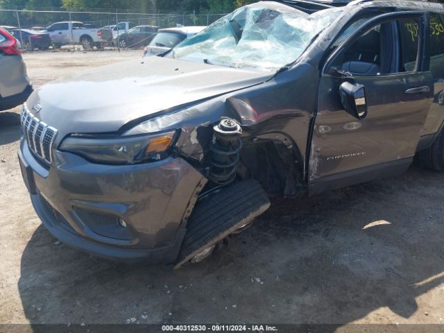 1C4PJMLBXKD189736 Jeep Cherokee Latitude Plus 4x4