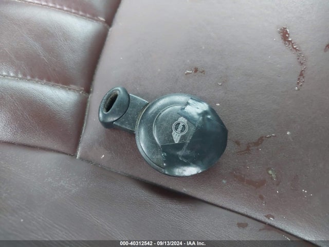 2009 MINI COOPER CLUBMAN WMWML33579TP98099 Photo 10