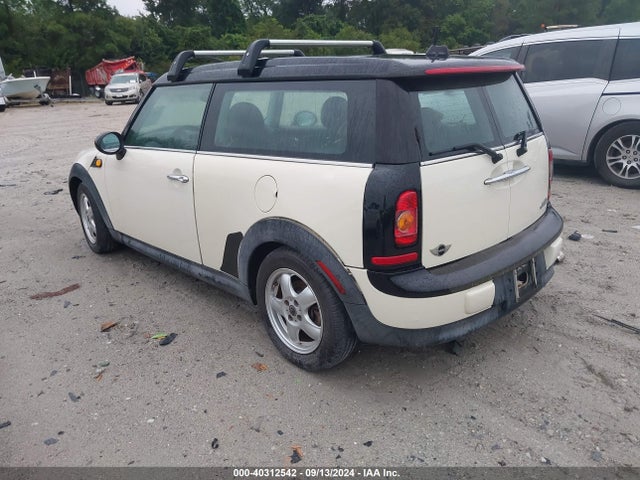 2009 MINI COOPER CLUBMAN WMWML33579TP98099 Photo 2