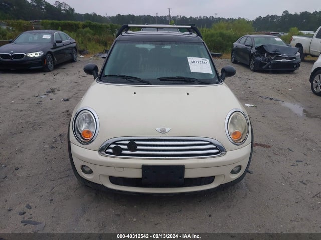 2009 MINI COOPER CLUBMAN WMWML33579TP98099 Photo 5
