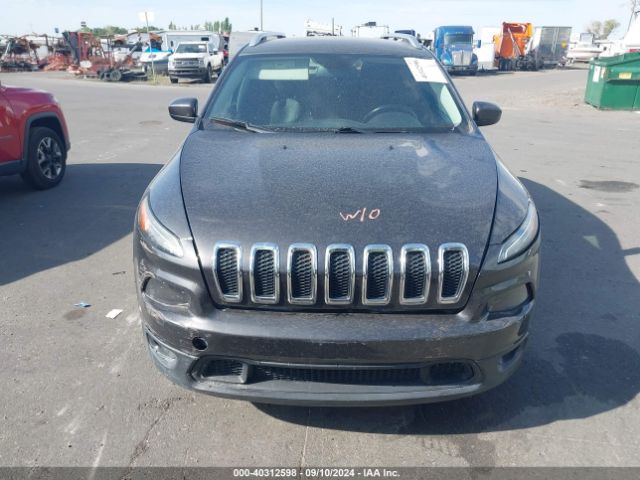 1C4PJLCB5FW706249 Jeep Cherokee Latitude
