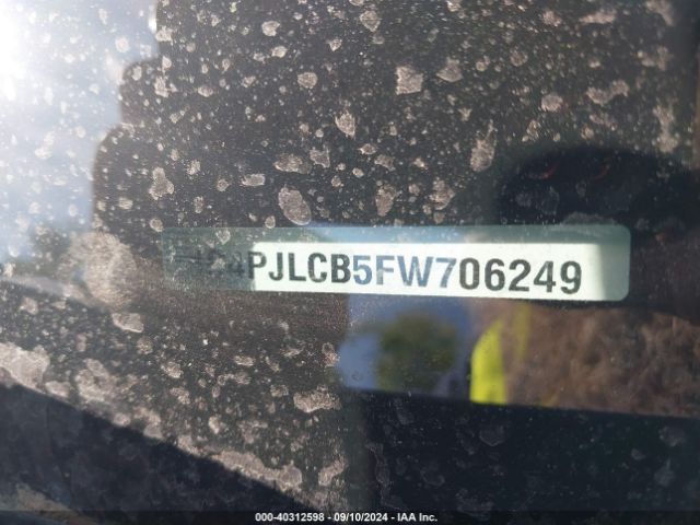 1C4PJLCB5FW706249 Jeep Cherokee Latitude