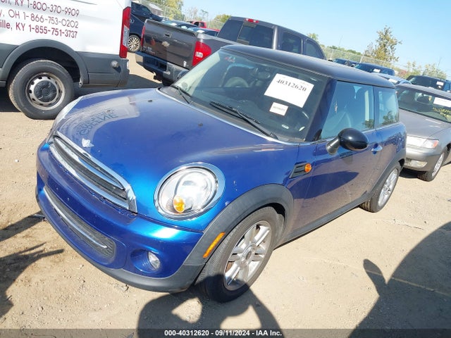 2012 MINI COOPER WMWSU3C57CT257775 Photo 1