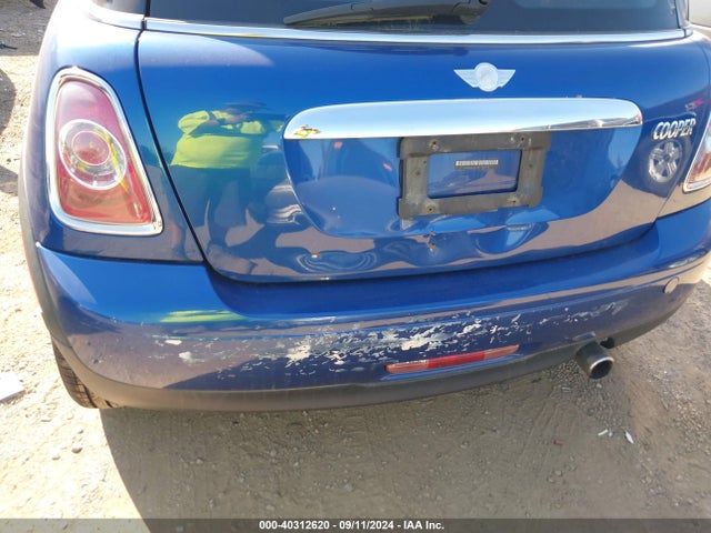 2012 MINI COOPER WMWSU3C57CT257775 Photo 5