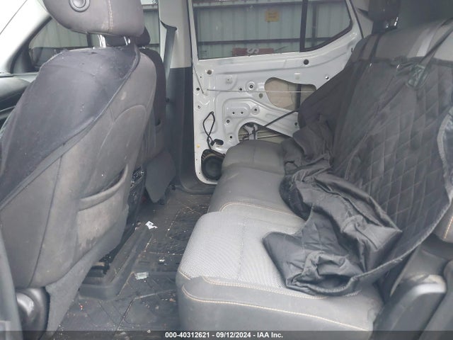 Chevrolet Traverse Ls 2018 1GNEVFKW2JJ193220 Image 8