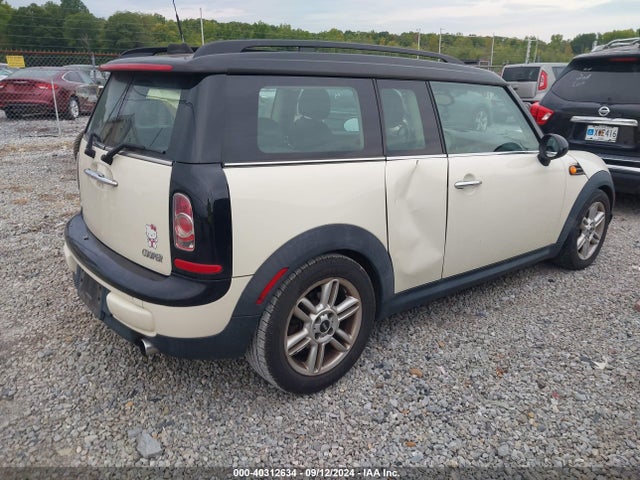 2012 MINI COOPER CLUBMAN WMWZF3C52CT488964 Photo 3