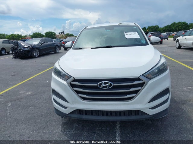 Hyundai TUCSON SE 2018 KM8J23A42JU708242 Image 12