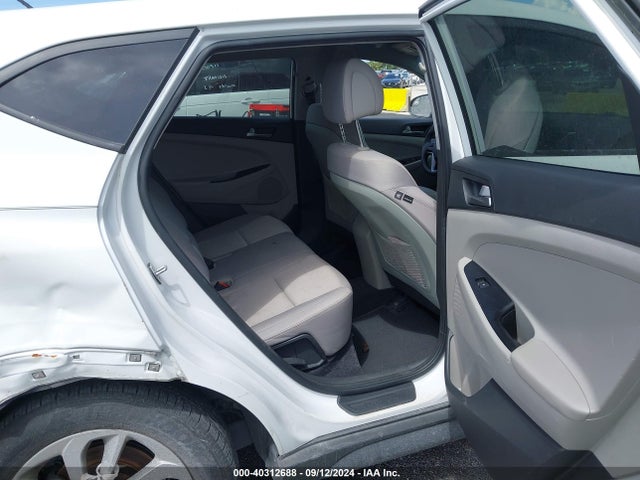 Hyundai TUCSON SE 2018 KM8J23A42JU708242 Image 8