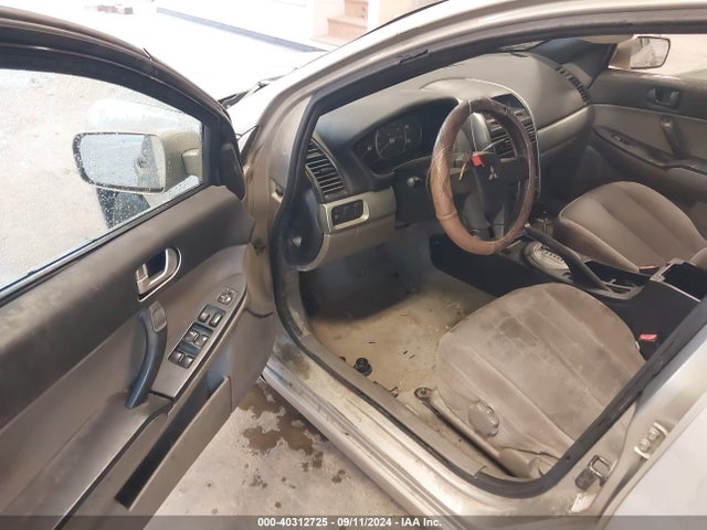 2004 MITSUBISHI GALANT 4A3AB36F54E083748 Photo 4