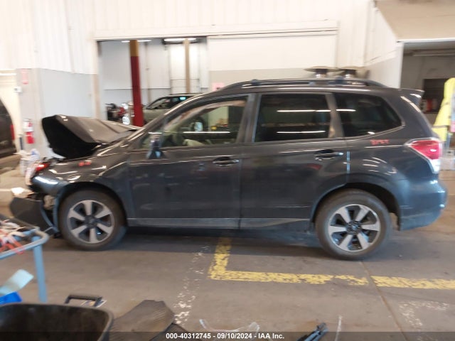Subaru Forester 2.5i Premium 2017 JF2SJAGC3HH462479 Image 15