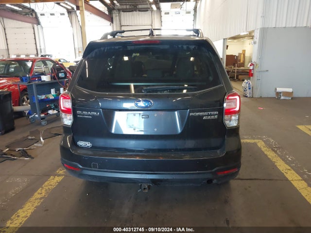 Subaru Forester 2.5i Premium 2017 JF2SJAGC3HH462479 Image 17
