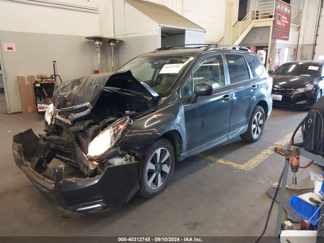 Subaru Forester 2.5i Premium 2017 JF2SJAGC3HH462479 Image 2