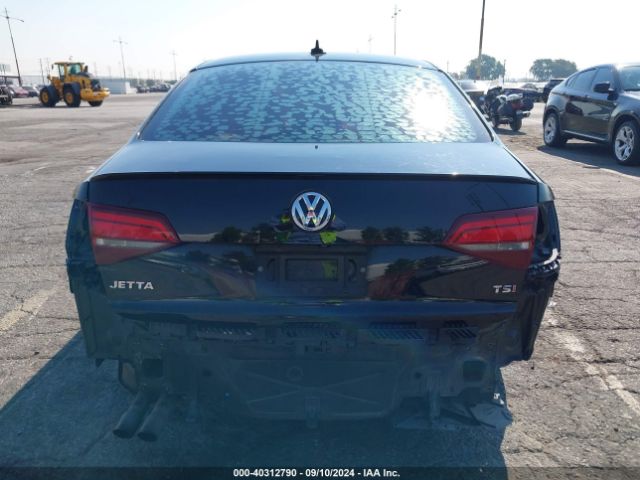 3VWD17AJ7GM234025 Volkswagen Jetta 1.8t Sport