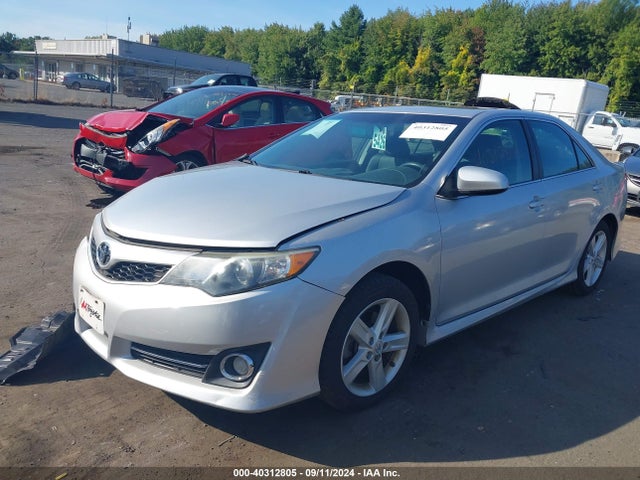 Toyota CAMRY SE 2014 4T1BF1FK3EU824365 Image 2