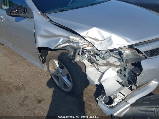 Toyota CAMRY SE 2014 4T1BF1FK3EU824365 Image 6