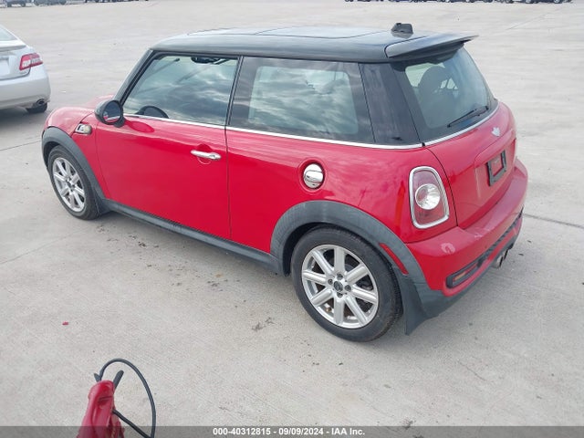 2013 MINI HARDTOP WMWSV3C51DT389638 Photo 2