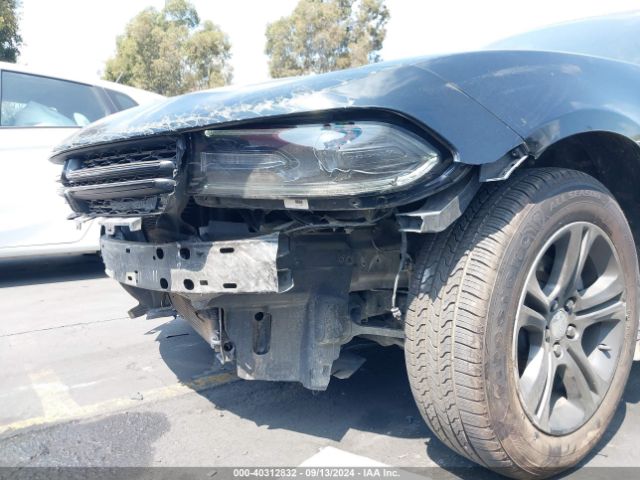 2C3CDXBG9LH101028 Dodge Charger Sxt Rwd